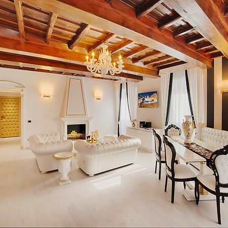 Spanish Steps Amazing Apartment Рим Екстер'єр фото