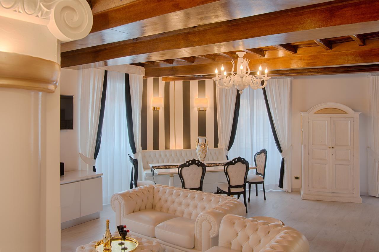 Spanish Steps Amazing Apartment Рим Екстер'єр фото